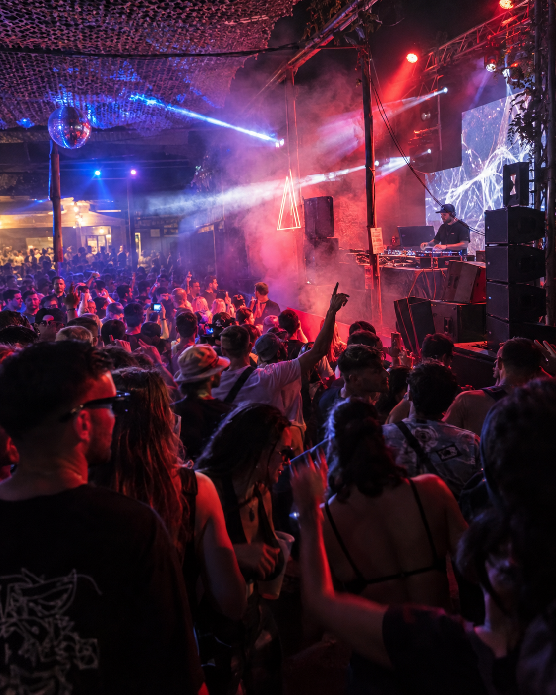 RAVE EN LAS SIERRAS